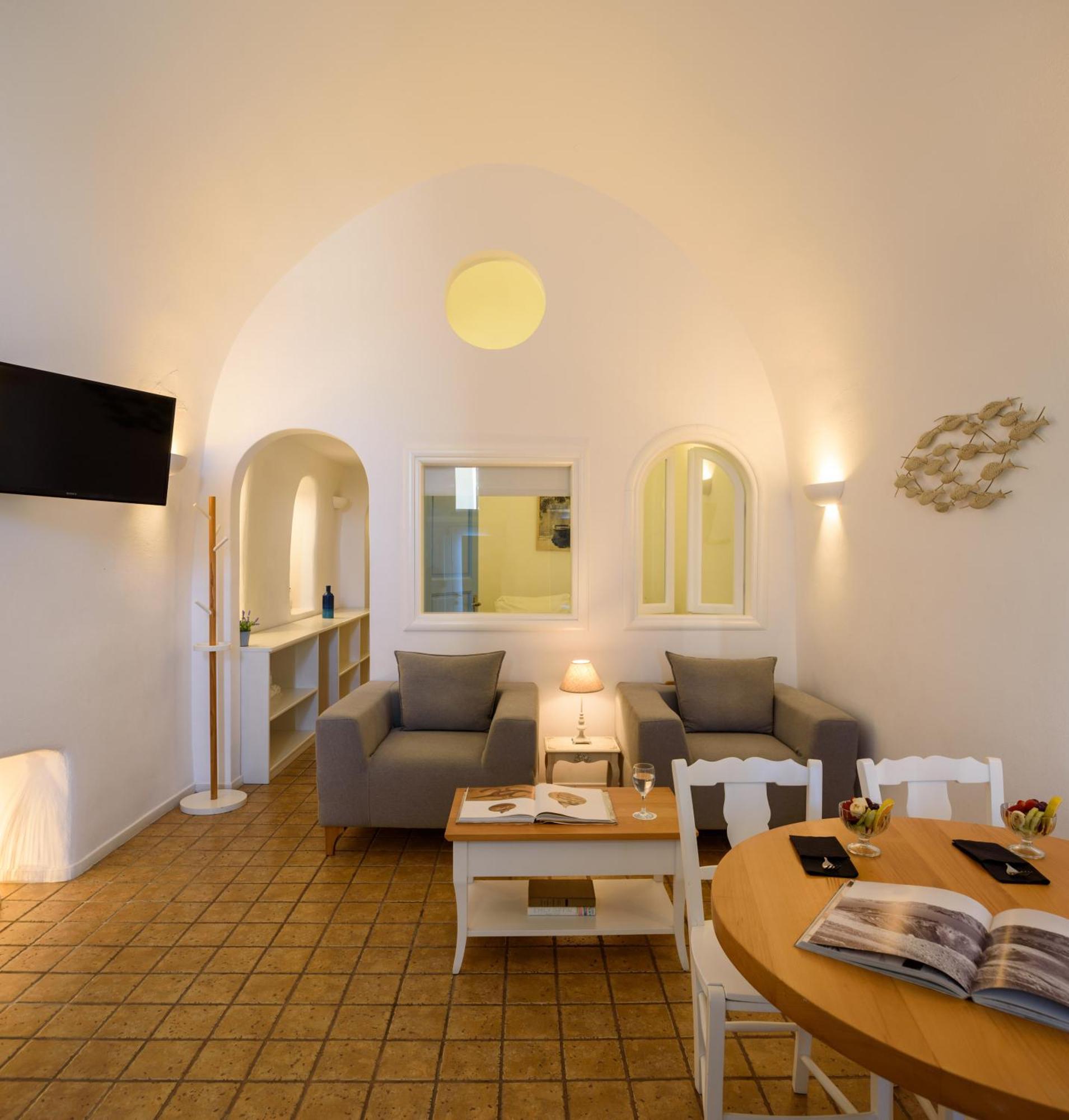 Pantelia Suites Fira  Zewnętrze zdjęcie